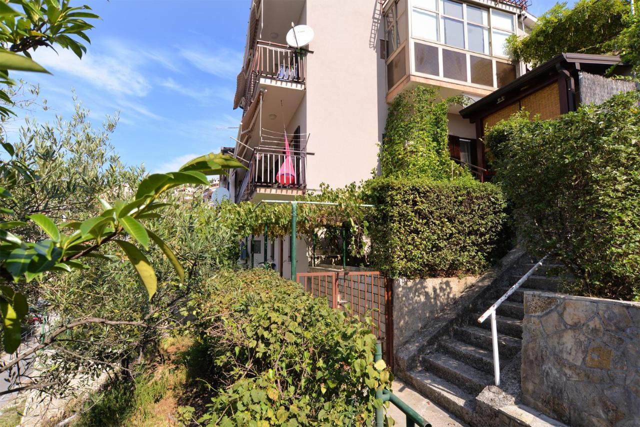 Apartment Near The Sea 650 ラバック エクステリア 写真